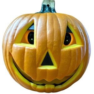 Halloween Talking Pumpkin Motion Sensored Eyes Open & Mouth‎ Moves Creepy Decor